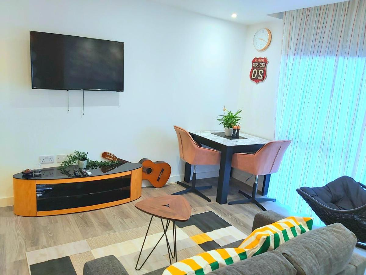 Great Studio Apartments - Netflix, Wifi, Digital Tv Sheffield Exterior photo