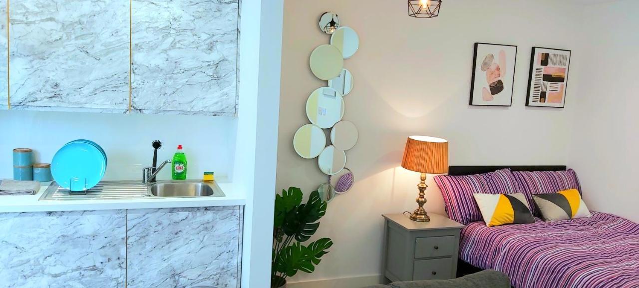 Great Studio Apartments - Netflix, Wifi, Digital Tv Sheffield Exterior photo