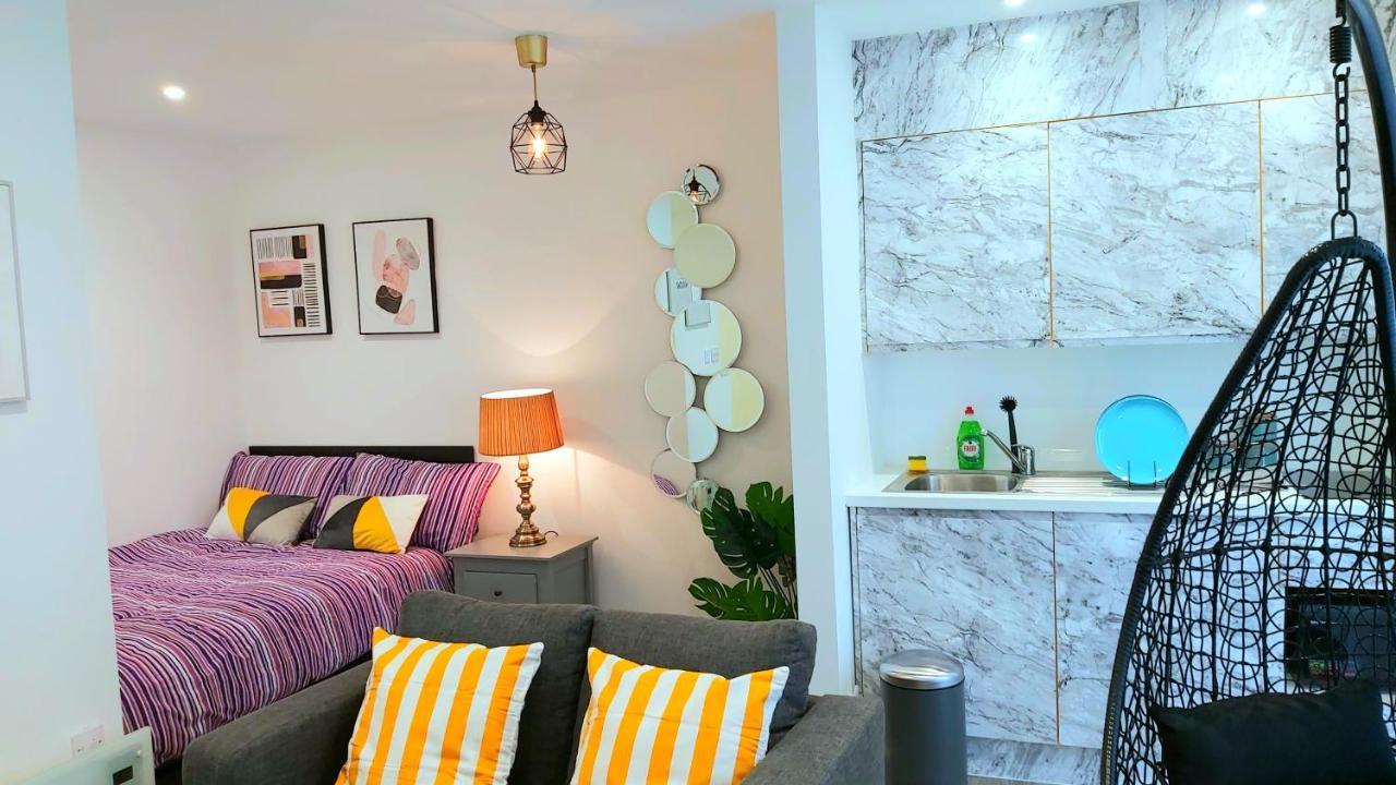 Great Studio Apartments - Netflix, Wifi, Digital Tv Sheffield Exterior photo