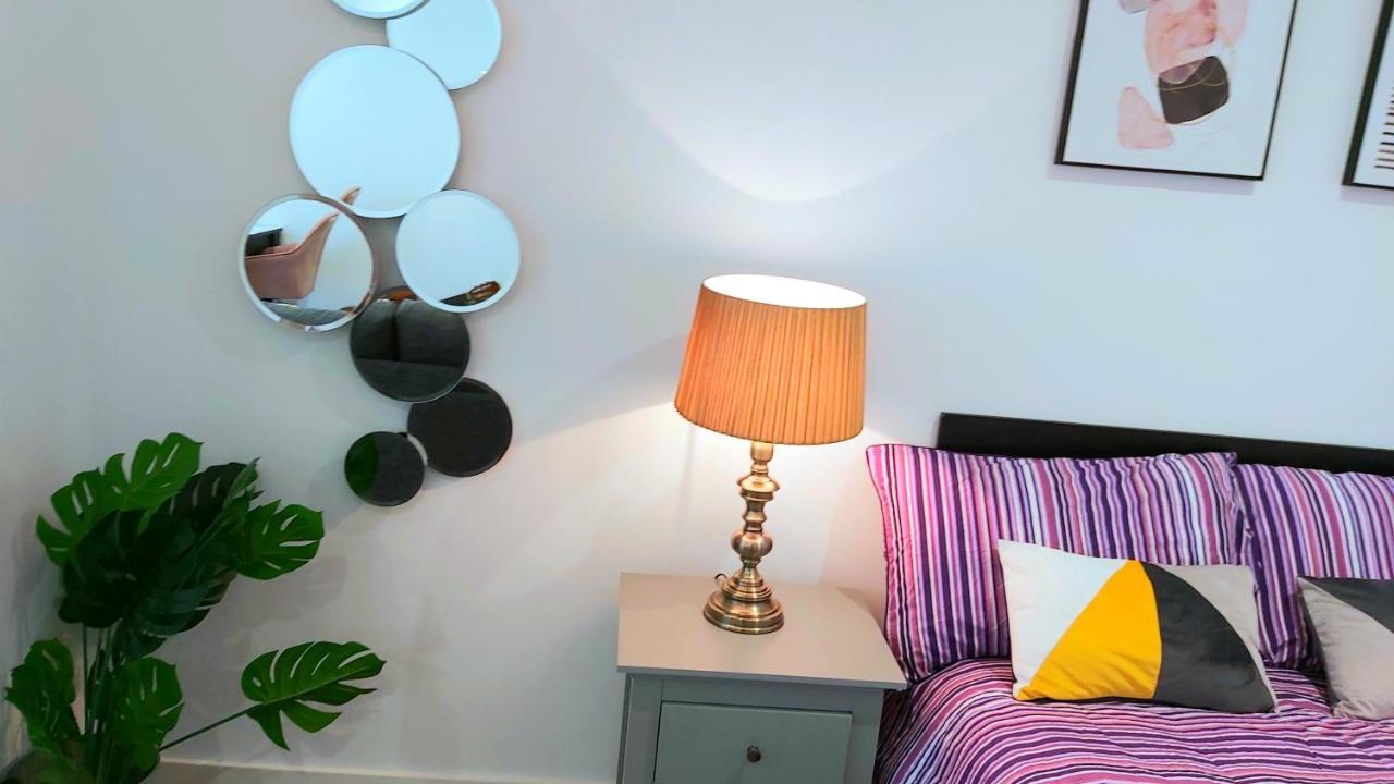 Great Studio Apartments - Netflix, Wifi, Digital Tv Sheffield Exterior photo