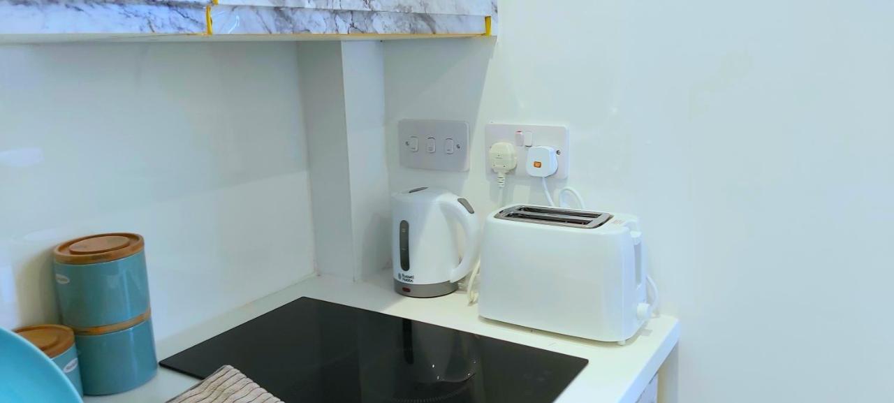 Great Studio Apartments - Netflix, Wifi, Digital Tv Sheffield Exterior photo